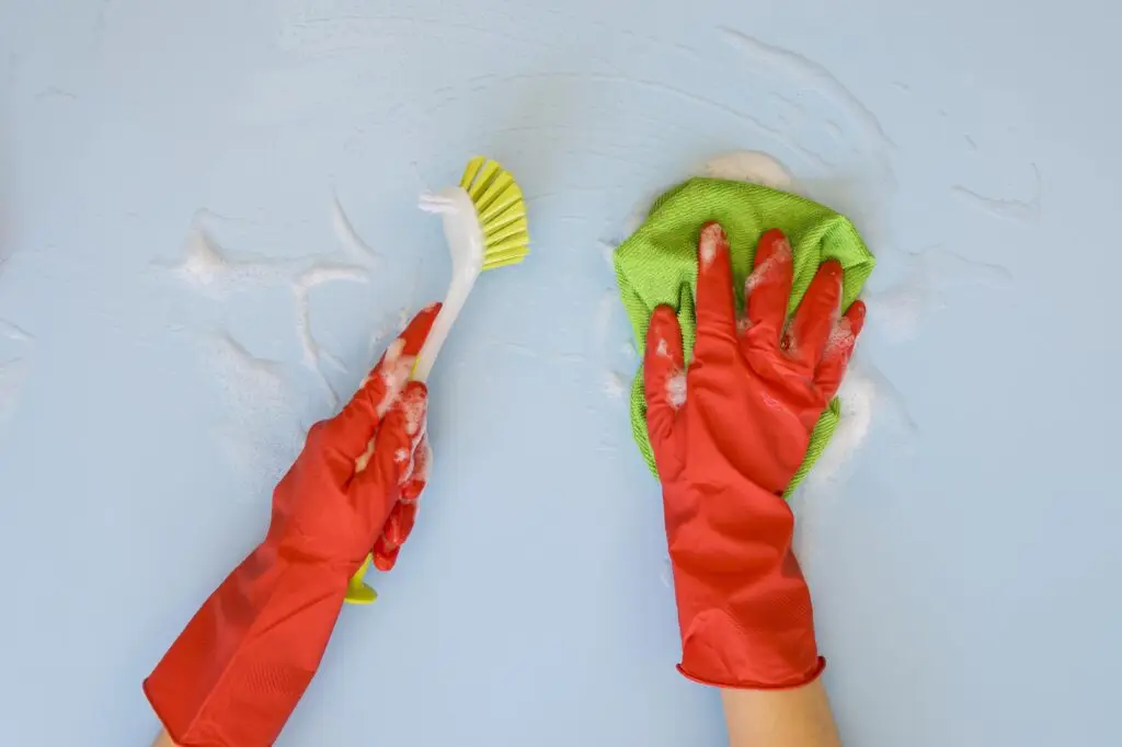 How to Clean Painted Walls Without Damaging the Paint?